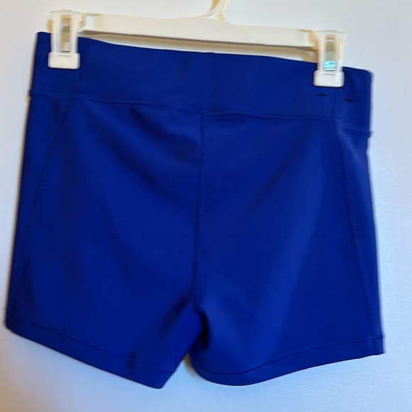 NWOT Womens Under Armor Team Shorty Shorts Blue Size Medium - Picture 3 of 13
